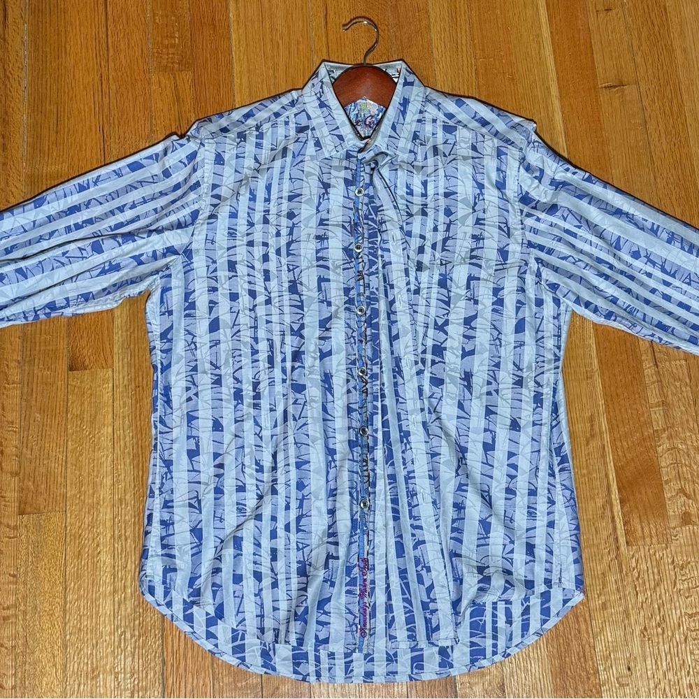 Robert Graham Blue and White Casual Button Down Shirt